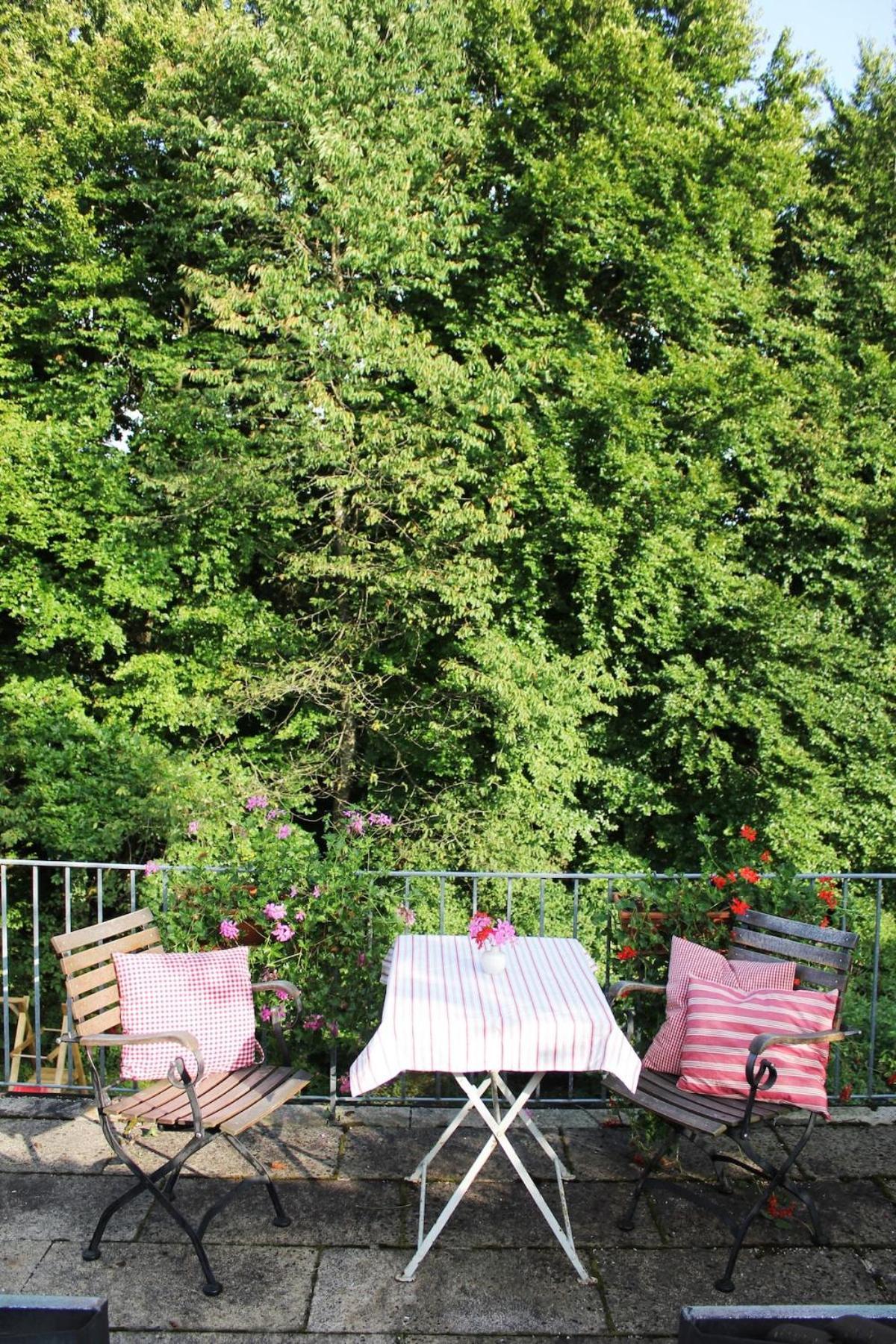 Grosse Wohnung Mit Dachterrasse In Starnberg Buitenkant foto