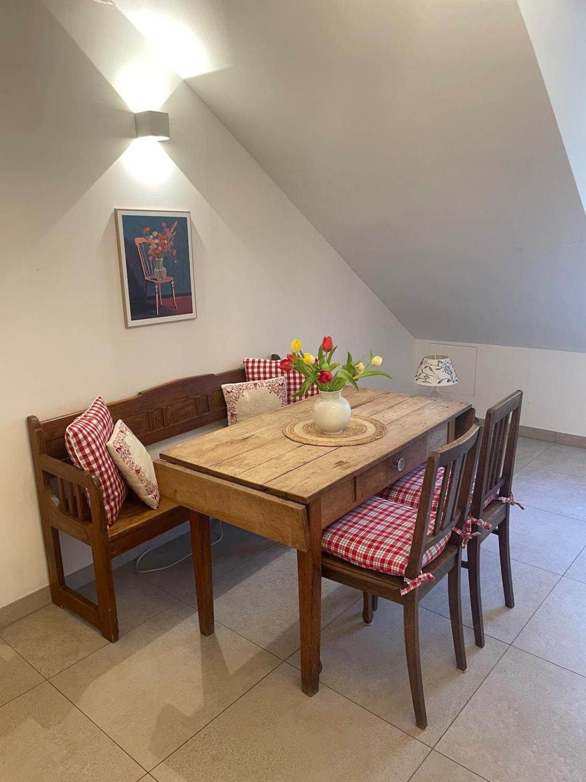Grosse Wohnung Mit Dachterrasse In Starnberg Buitenkant foto