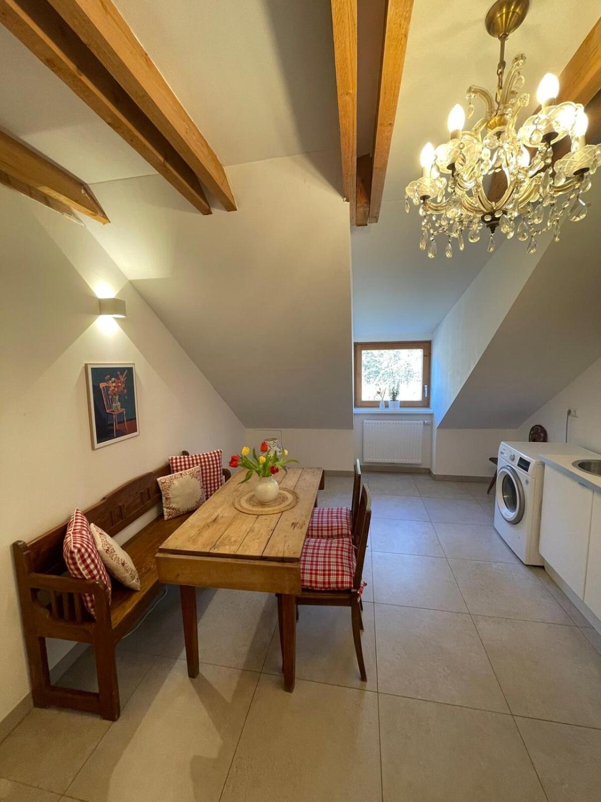 Grosse Wohnung Mit Dachterrasse In Starnberg Buitenkant foto